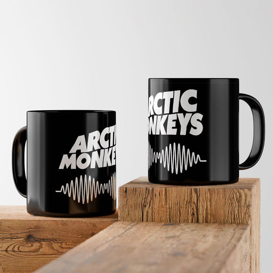 Черна керамична чаша Arctic Monkeys