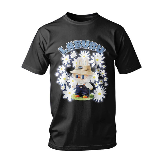 Тениска Labubu 09 Labubu и маргаритките