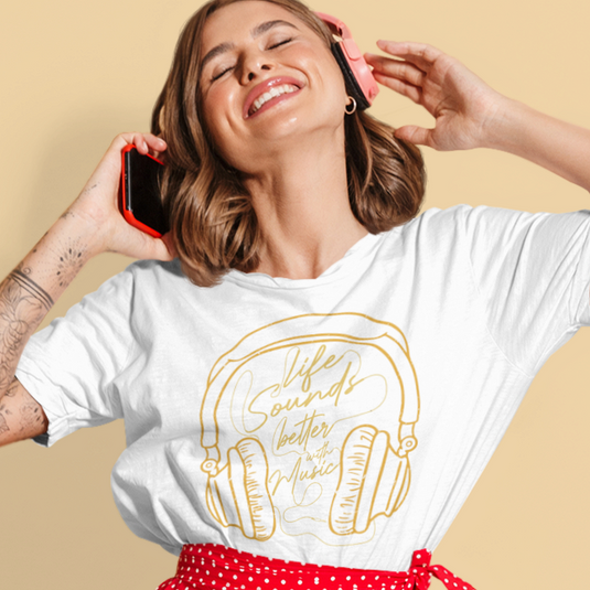 Тениска Life Sounds Better With Music
