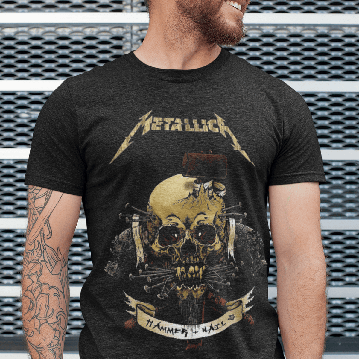 Тениска Metallica - Hammer + Nails