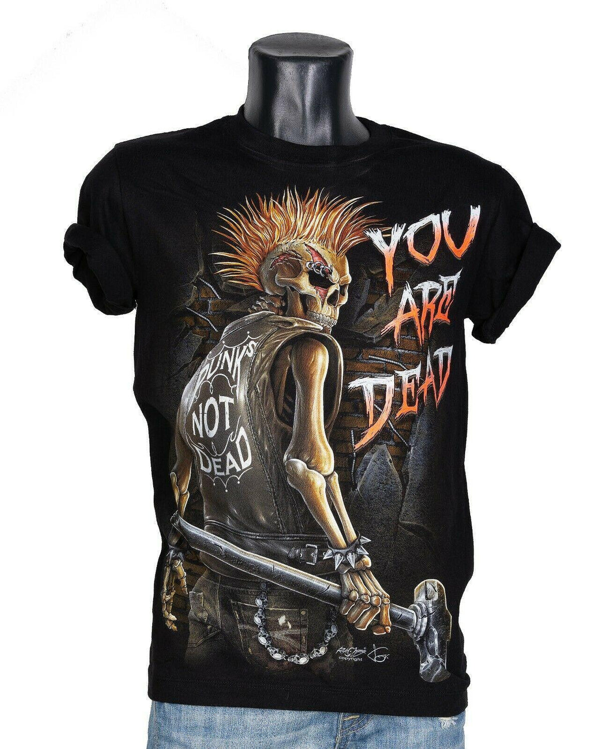T-shirt Punk's Not Dead GR-645